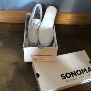 Sonoma canvas slip ons